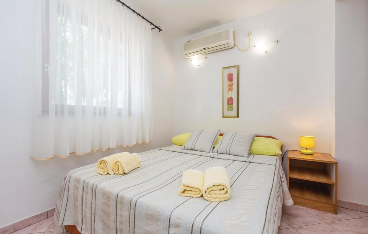 Apartments Paola Карлобаг Номер фото