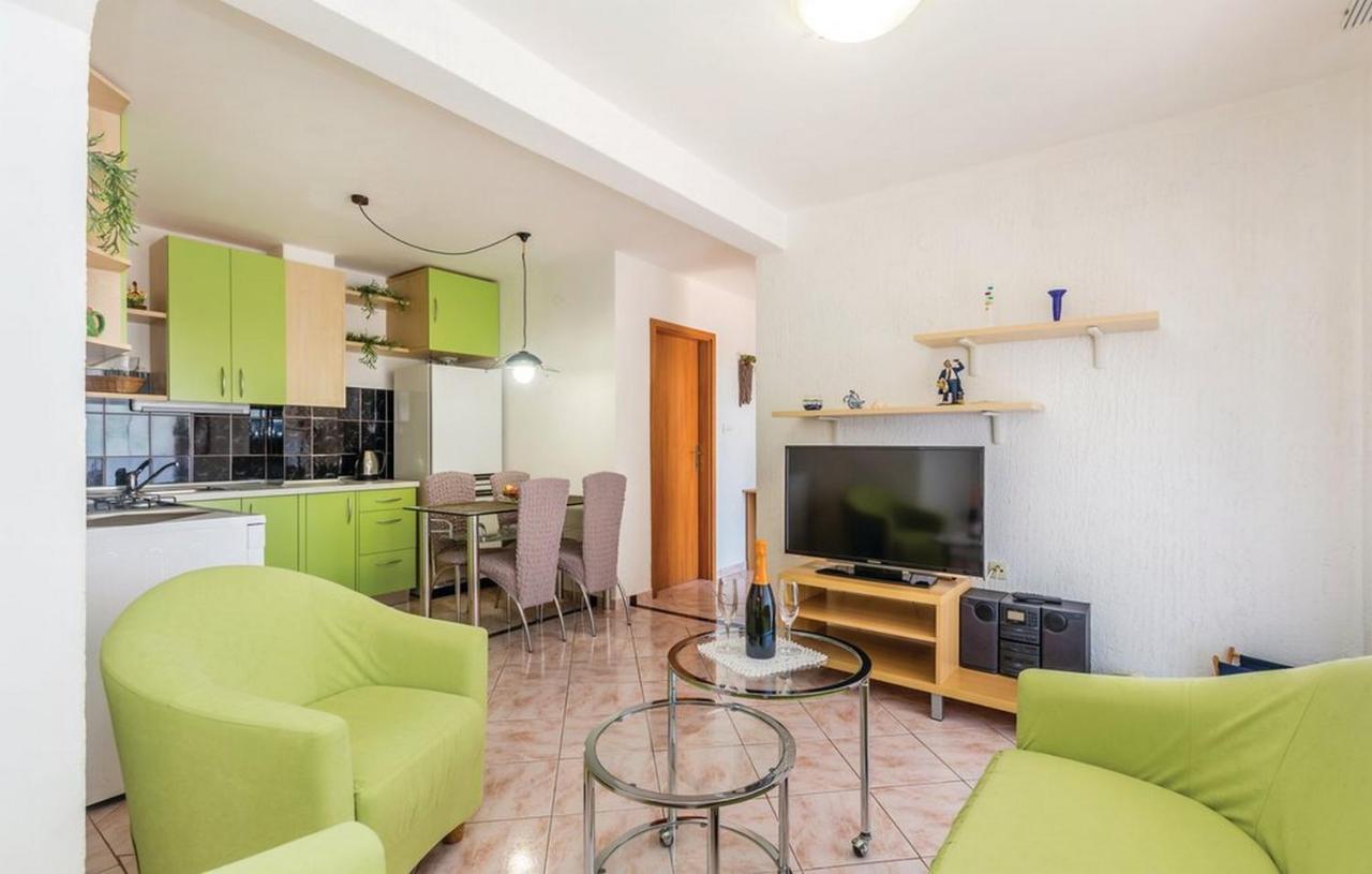 Apartments Paola Карлобаг Номер фото